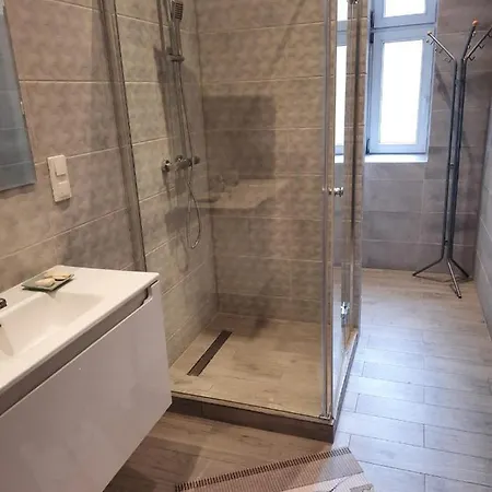 Sleep Well Ostello *