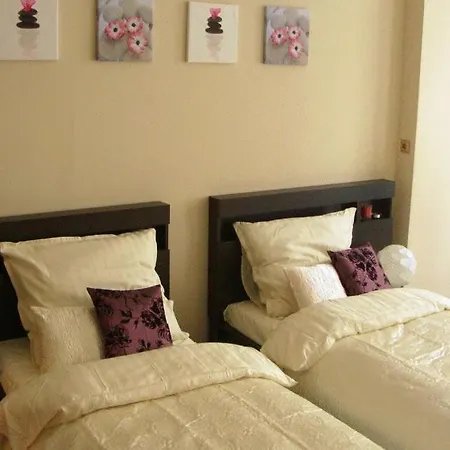 Hostel Sleep Well *